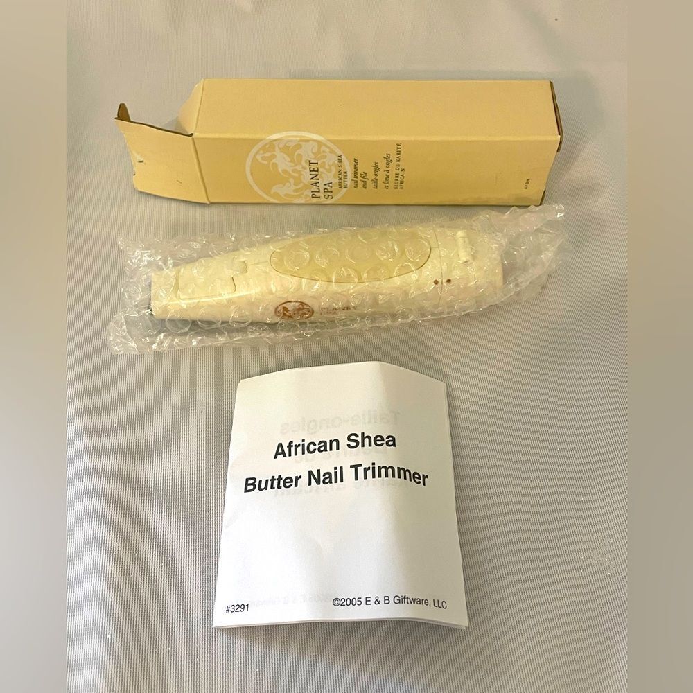 NIB Avon Planet Spa African Shea Butter Nail Trimmer & File Tested